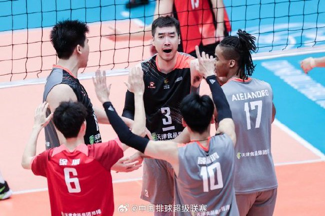 排超男排保定3-2力破上海金身 津京鲁3强涉险闯关