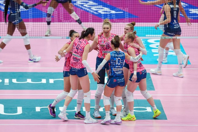 意甲女排科内零封米兰豪取10连胜 朱婷9分加比MVP