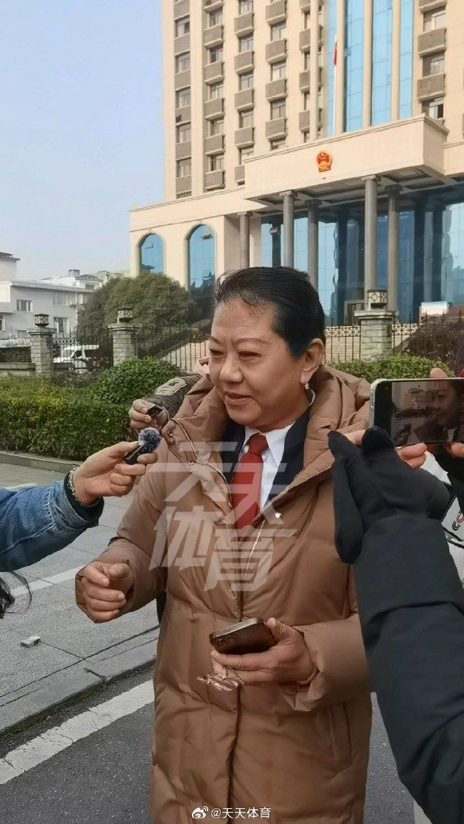 李铁辩护律师:一审第十天,再次来到咸宁中院